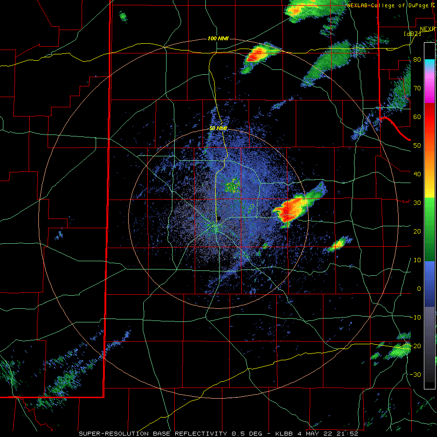 Lubbock WSR-88D radar animation valid from 4:52 pm to 5:43 pm on 4 May 2022.